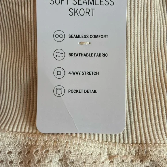 Aritzia Cream Mesh Skirt - Picture 4 of 4